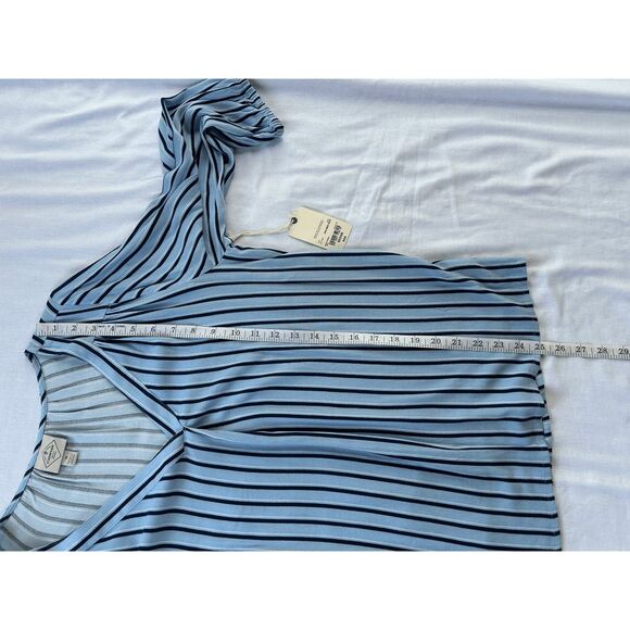 St. John's Bay Long Sleeve V-neck Blue Striped Shirt, Medium, Office, Dressy NWT - Picture 3 of 6